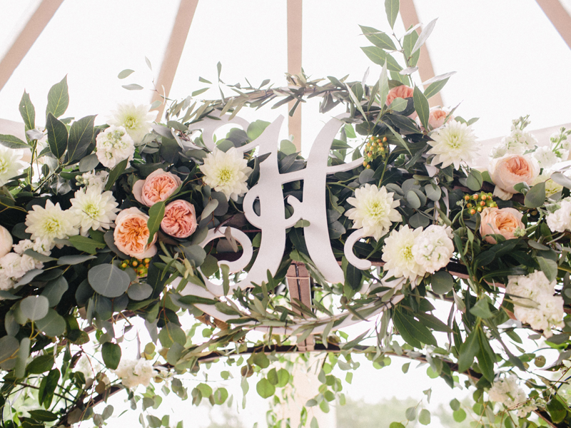Ngắm những mẫu cổng hoa cưới tuyệt đẹp cho mùa cưới 2017