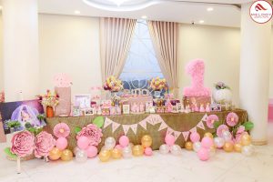 Nhà-hang-chuyen-to-chuc-thoi-noi-be-trai-be-gai-9