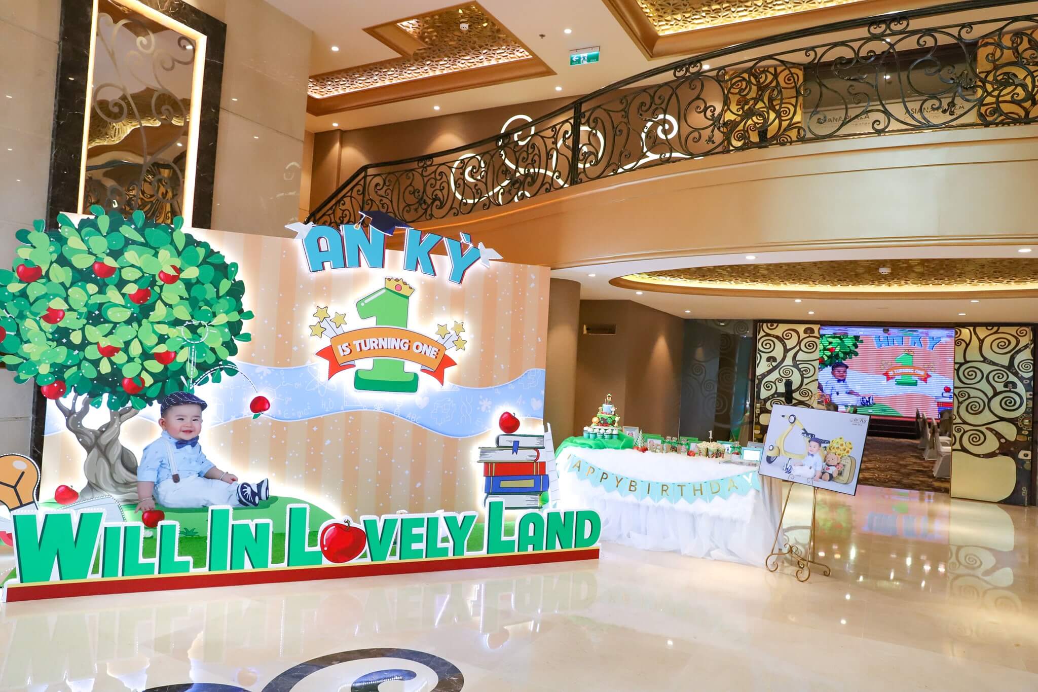 Nhà-hang-chuyen-to-chuc-thoi-noi-be-trai-be-gai-6