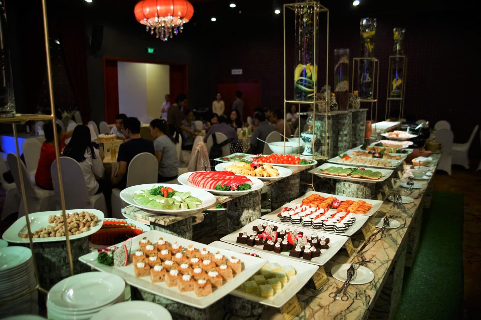 Buffet-chay-la-gi-diem-mat-6-nha-hang-buffet-chay-tai-Tp-Ho-Chi-Minh-9 Buffet-chay-la-gi-diem-mat-6-nha-hang-buffet-chay-tai-Tp-Ho-Chi-Minh-9