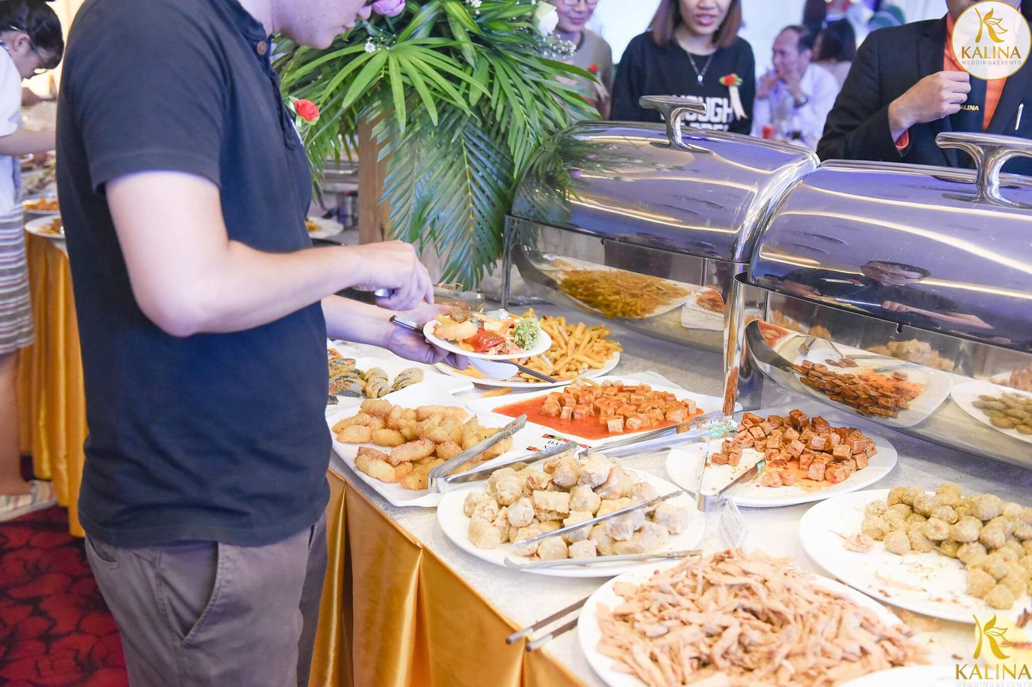 10-Nha-hang-buffet-chay-gia-re-o-Tp-Ho-Chi-Minh-2