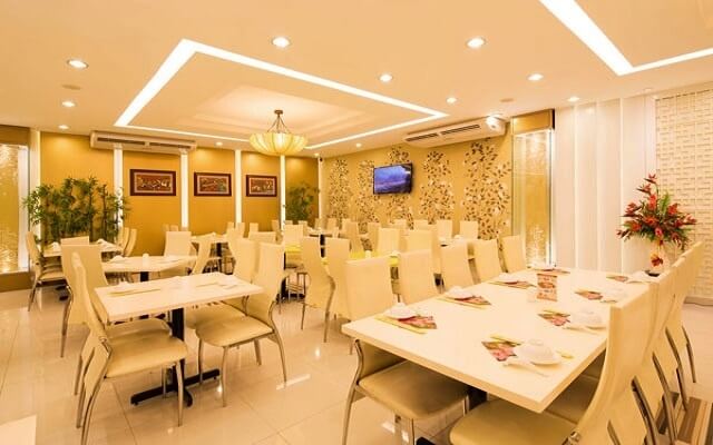 10-Nha-hang-buffet-chay-gia-re-o-Tp-Ho-Chi-Minh-10