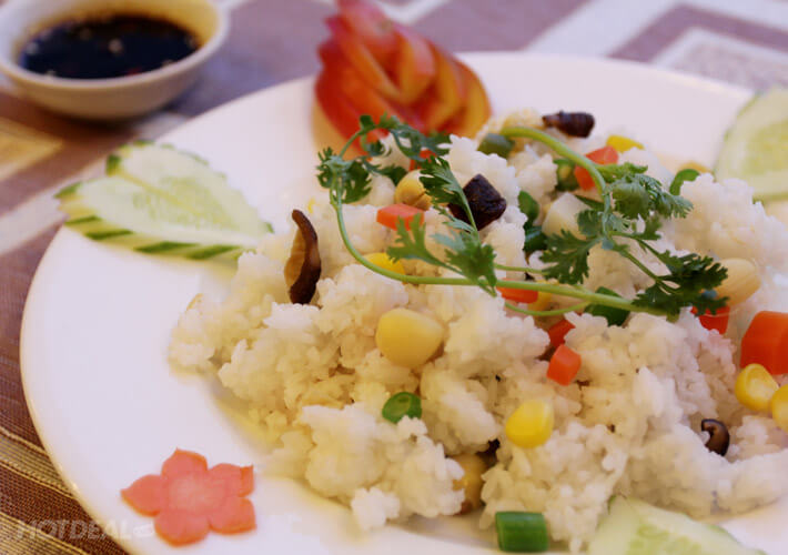 10-Nha-hang-buffet-chay-gia-re-o-Tp-Ho-Chi-Minh-15