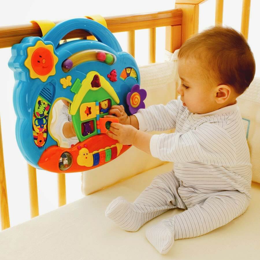 Mung-thoi-noi-be-trai-1-tuoi-nen-chon-qua-gi-de-tang-6