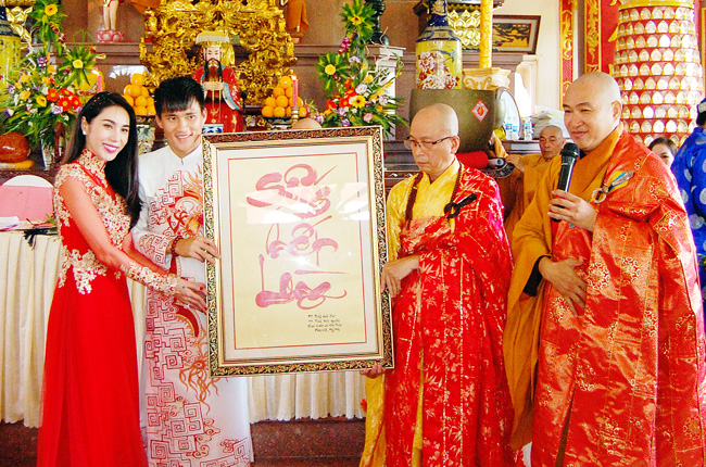 le-thuan-hang-la-gi-mot-vai-nghi-thuc-trong-le-cuoi (9)