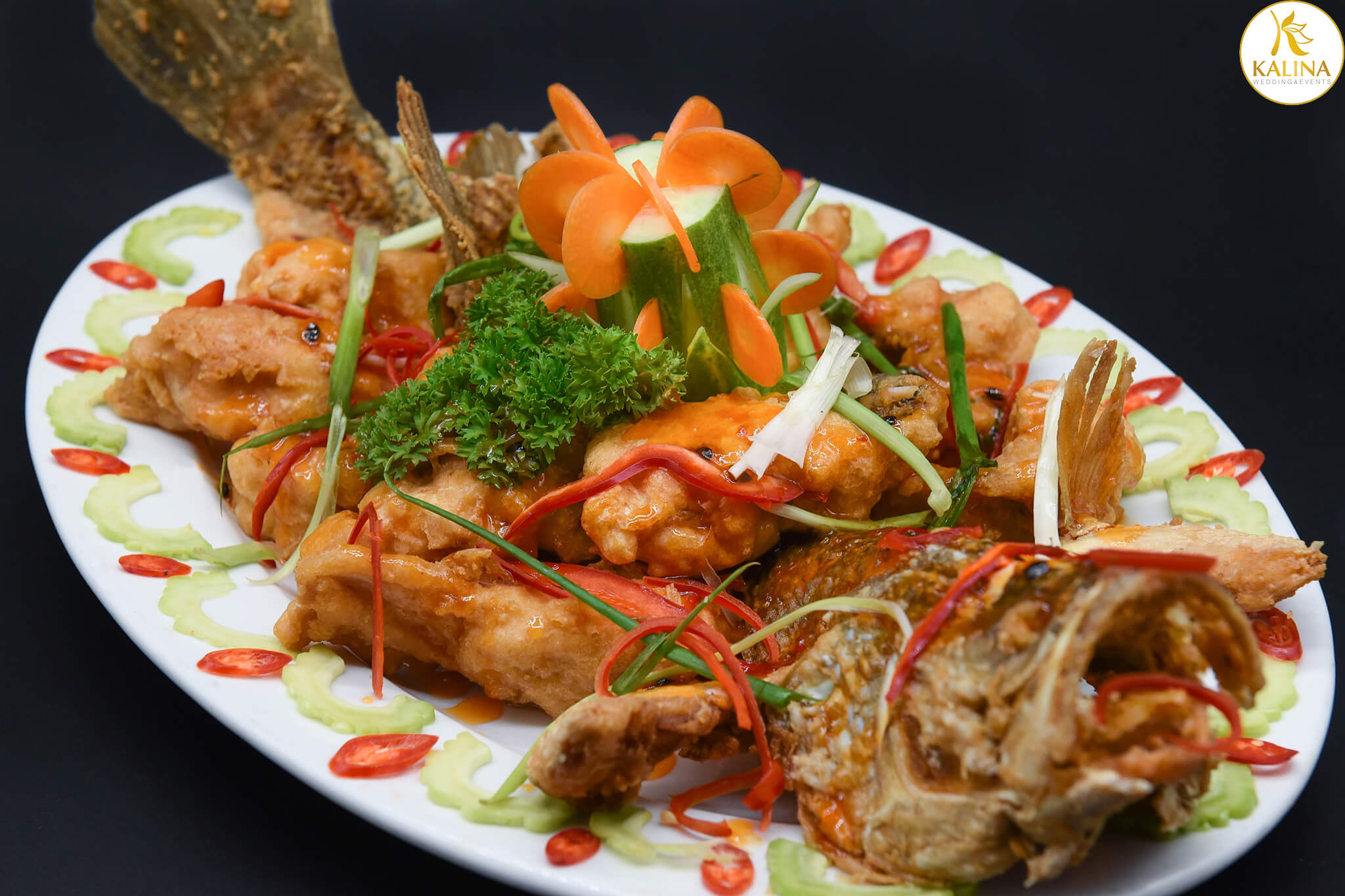 nha-hang-dai-tiec-thoi-noi-tai-tphcm-23-566